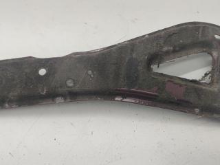 крепление ( кронштейн ) крыла Audi A6 4A/C4 1996, универсал