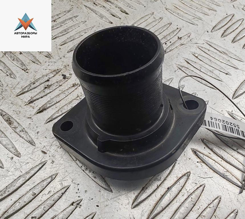 корпус термостата Peugeot 307 1 поколение 2002, 1.6 л., бензин, МКПП, синий, хетчбэк 3 дв. - фото №1