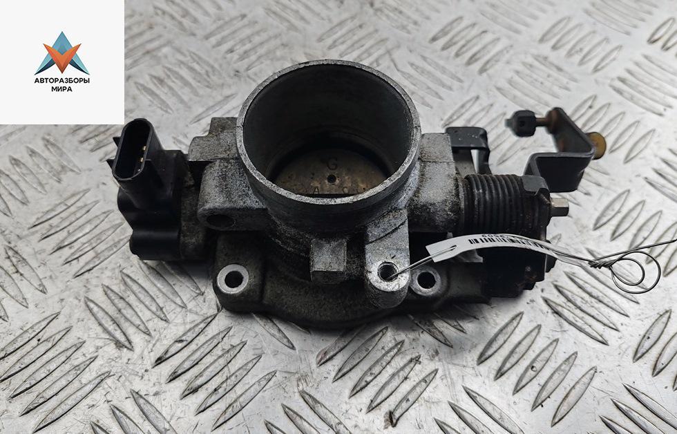 заслонка дроссельная Ford Mondeo 3 поколение 2002, 2.5 л., бензин, МКПП, серый, седан, F3RF98989BA - фото №1