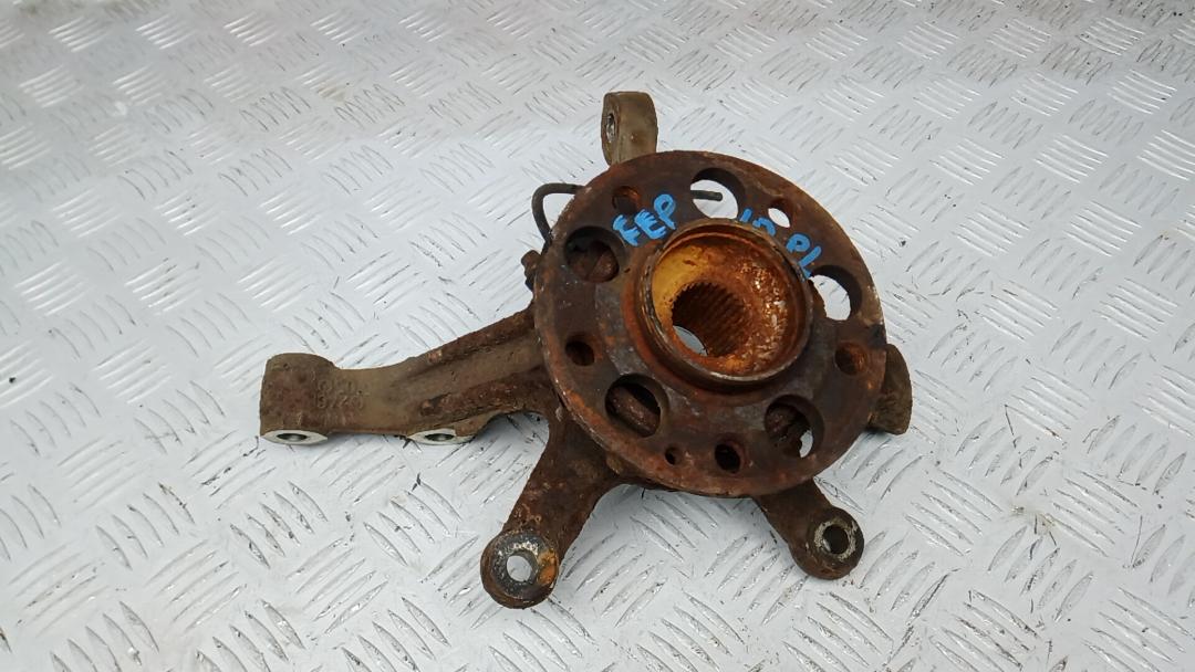 ступица передняя левая Mercedes-Benz A-Класс W176 2013, 1.5 л., D A160 CDI, дизель, МКПП, хетчбэк 5 дв. - фото №1