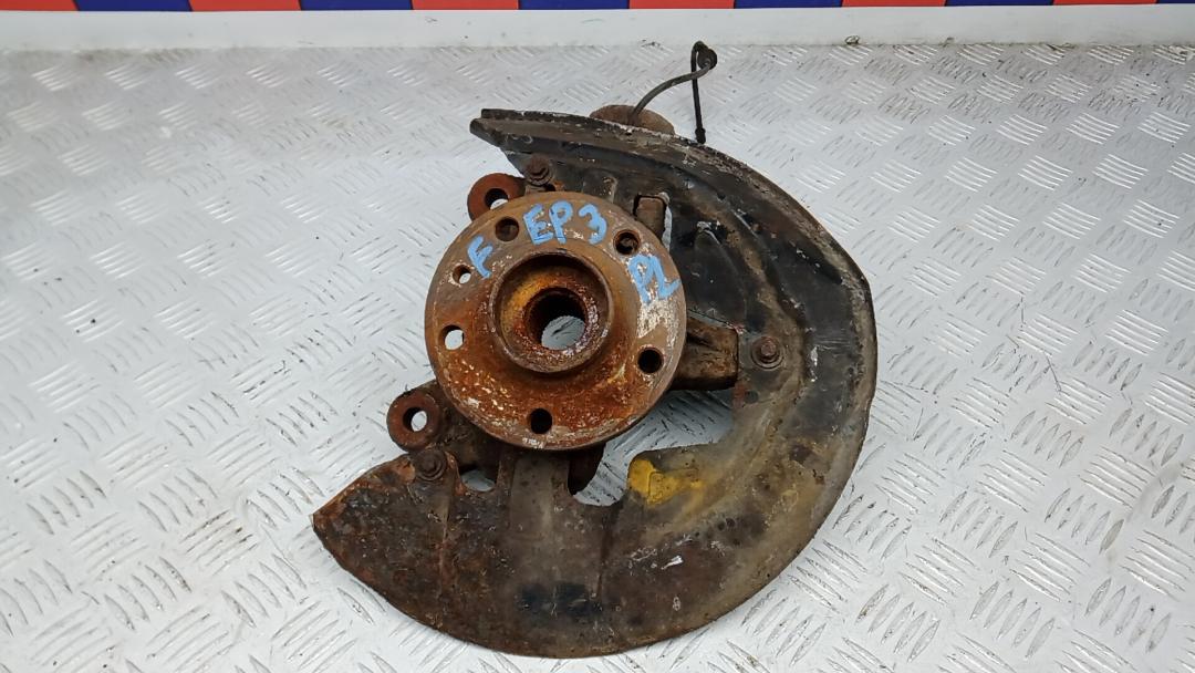 ступица передняя левая Volvo XC60 1 поколение 2010, 2.4 л., дизель, МКПП, внедорожник 5 дв. - фото №1