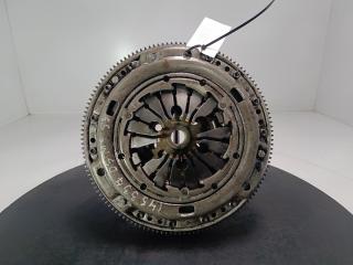 маховик Volkswagen Golf 5 поколение 2003, цвет