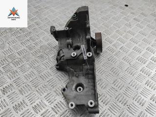 кронштейн компрессора кондиционера Audi A4 B7 2006, 2.0 л., бензин, АКПП, серый, универсал, 06D903143D