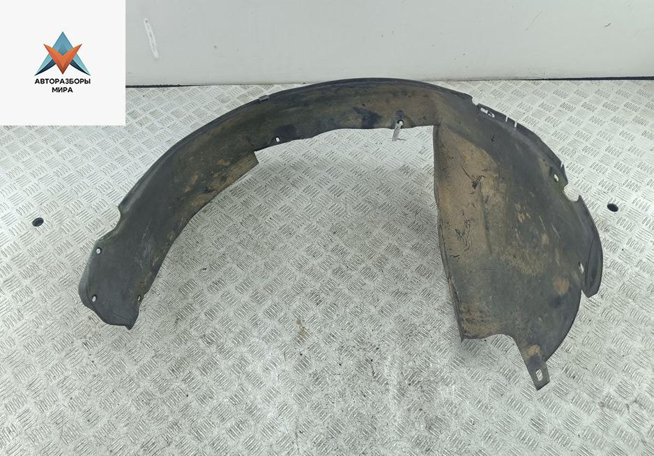 Подкрылок передний правый Audi A6 4A/C4 1996, 2.5 л., дизель, универсал, 4A0821172B - фото №1