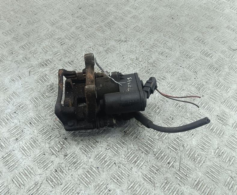 суппорт задний правый Volkswagen Passat B6 2006, 2.0 л., дизель, МКПП, серый, универсал