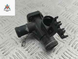 фланец (тройник) системы охлаждения Volkswagen Golf 3 поколение 1997, 1.8 л., бензин, АКПП, зелёный, хетчбэк 5 дв., 037121133E