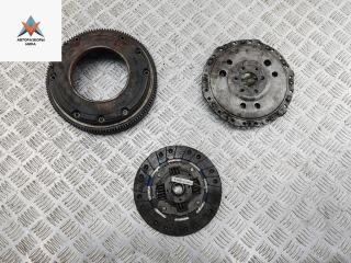 маховик Volkswagen Golf 4 поколение 1999, 1.6 л., бензин, МКПП, синий, хетчбэк 5 дв., 027105273D