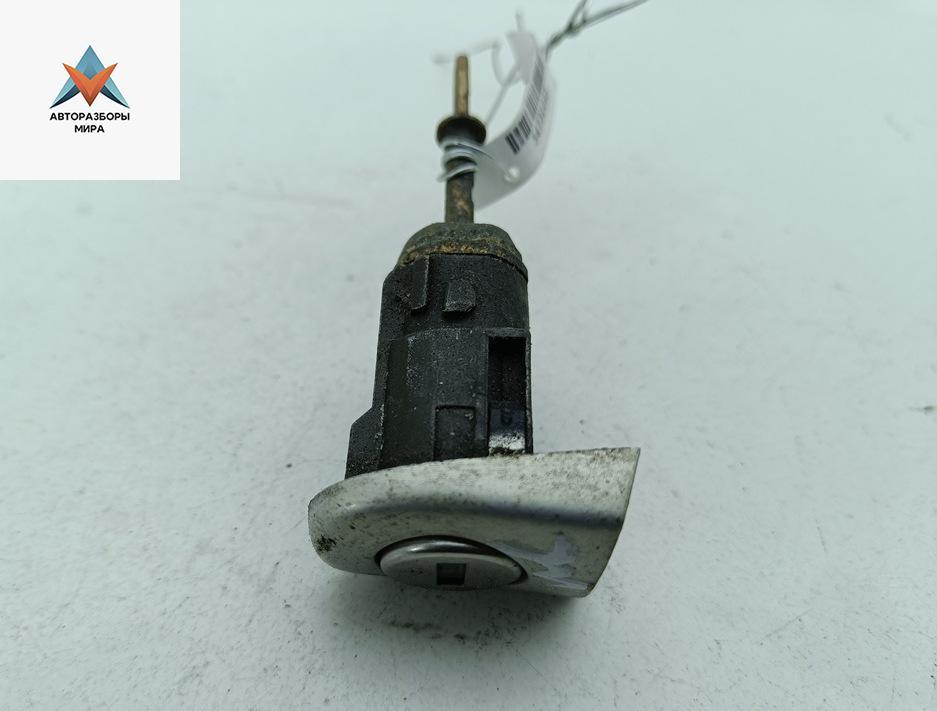 личинка дверного замка Volkswagen Passat B5 1999, 1.8 л., бензин, МКПП, серый, универсал, 3BO837167 - фото №1