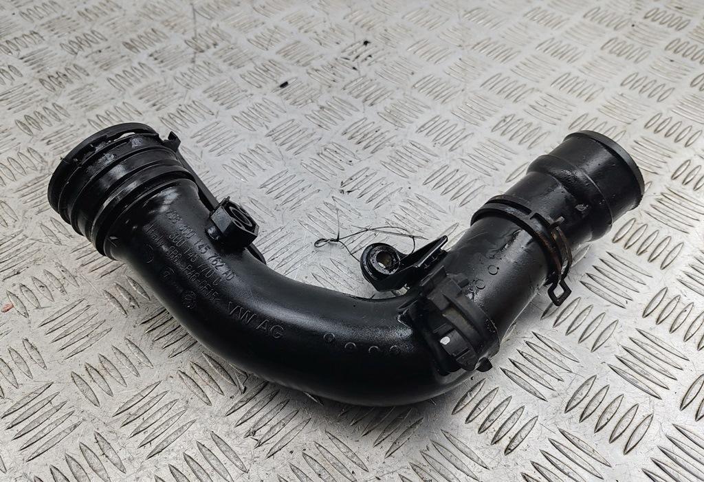 патрубок интеркулера Volkswagen Passat B6 2008, 2.0 л., дизель, АКПП, чёрный, универсал, 3C0145770C - фото №1