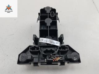 панель заднего левого фонаря Volkswagen Golf 4 поколение 2001, 1.6 л., бензин, МКПП, чёрный, хетчбэк 5 дв., 1J6945257