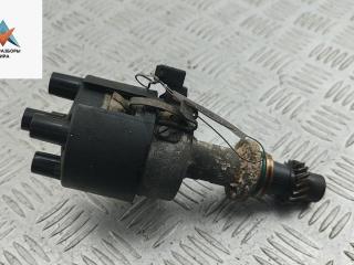 распределитель зажигания (трамблёр) Volkswagen Golf 3 поколение 1997, 1.8 л., бензин, АКПП, зелёный, хетчбэк 5 дв., 050905205BA