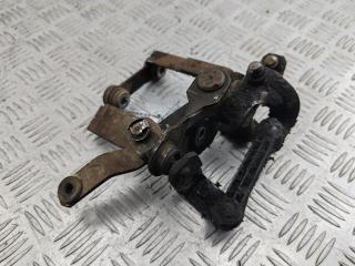 механизм выбора передач SEAT Leon 2 поколение 2006, 1.6 л., бензин, МКПП, красный, хетчбэк 5 дв.