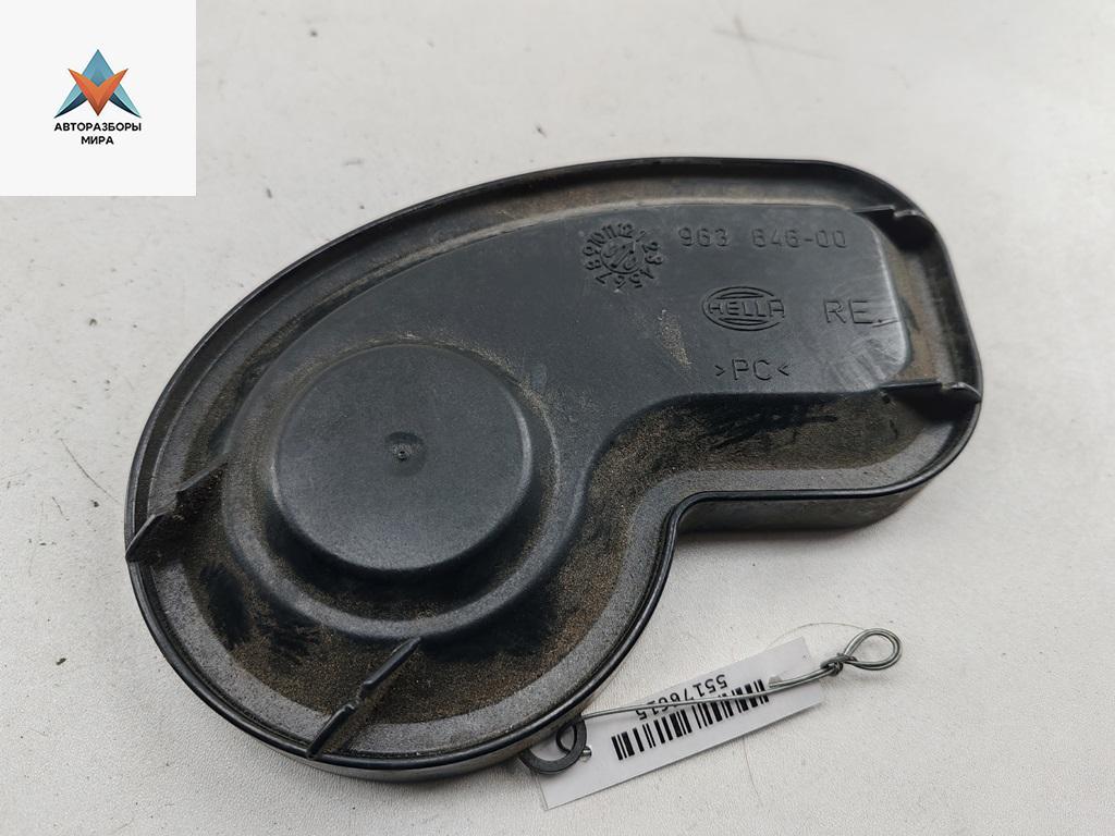 Крышка (заглушка) задняя фары Volkswagen Bora 1 поколение 2000, 1.6 л., бензин, АКПП, серый, седан, 963646-00 - фото №1