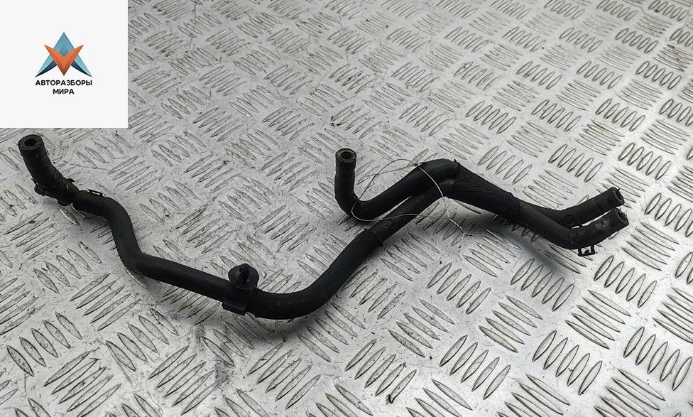 патрубок (трубопровод, шланг) Skoda Octavia mk2 (A5 1Z) 2007, 1.9 л., дизель, МКПП, серый, универсал, 1K0122447FR - фото №1