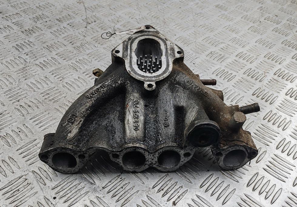 коллектор впускной Volkswagen Passat B3 1993, 1.8 л., бензин, универсал, 051129713