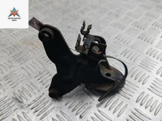 кронштейн КПП Volkswagen Passat B3 1993, 1.8 л., бензин, МКПП, серый, универсал