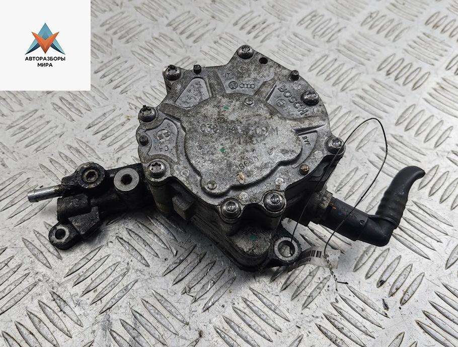 насос вакуумный Skoda Octavia mk2 (A5 1Z) 2007, 1.9 л., дизель, МКПП, серый, универсал, 038145209M - фото №1