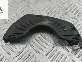 защита (кожух) ремня ГРМ Volkswagen Passat B4 1995, 1.6 л., бензин, МКПП, синий, универсал, 048109173A