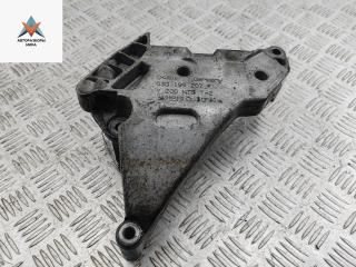 кронштейн двигателя Volkswagen Caddy 3 поколение 2006, 1.9 л., дизель, АКПП, серый, фургон, 03G199207F