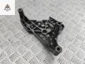 кронштейн двигателя Volkswagen Caddy 3 поколение 2006, 1.9 л., дизель, АКПП, серый, фургон, 03G199207F - фото №2