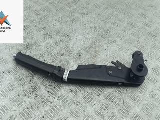 рычаг ручного тормоза (ручника) Audi A6 4A/C4 1996, 2.5 л., дизель, МКПП, красный, универсал, 4A0711307C