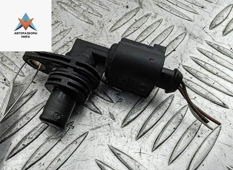 датчик распредвала Skoda Fabia 1 поколение (6Y) 2003, 1.4 л., бензин, МКПП, синий, хетчбэк 5 дв., 036907601D - фото №1