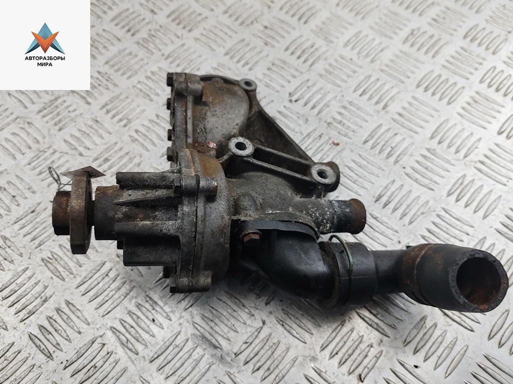 насос антифриза дополнительный Volkswagen Passat B3 1993, 1.8 л., бензин, МКПП, серый, универсал, 037121013A - фото №1