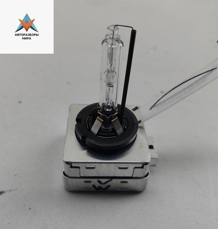 лампочка Volkswagen Passat B6 2008, 2.0 л., дизель, МКПП, чёрный, универсал - фото №1