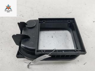 Крышка (заглушка) задняя фары Volkswagen Passat B6 2008, 2.0 л., дизель, МКПП, чёрный, универсал, 3C0941608