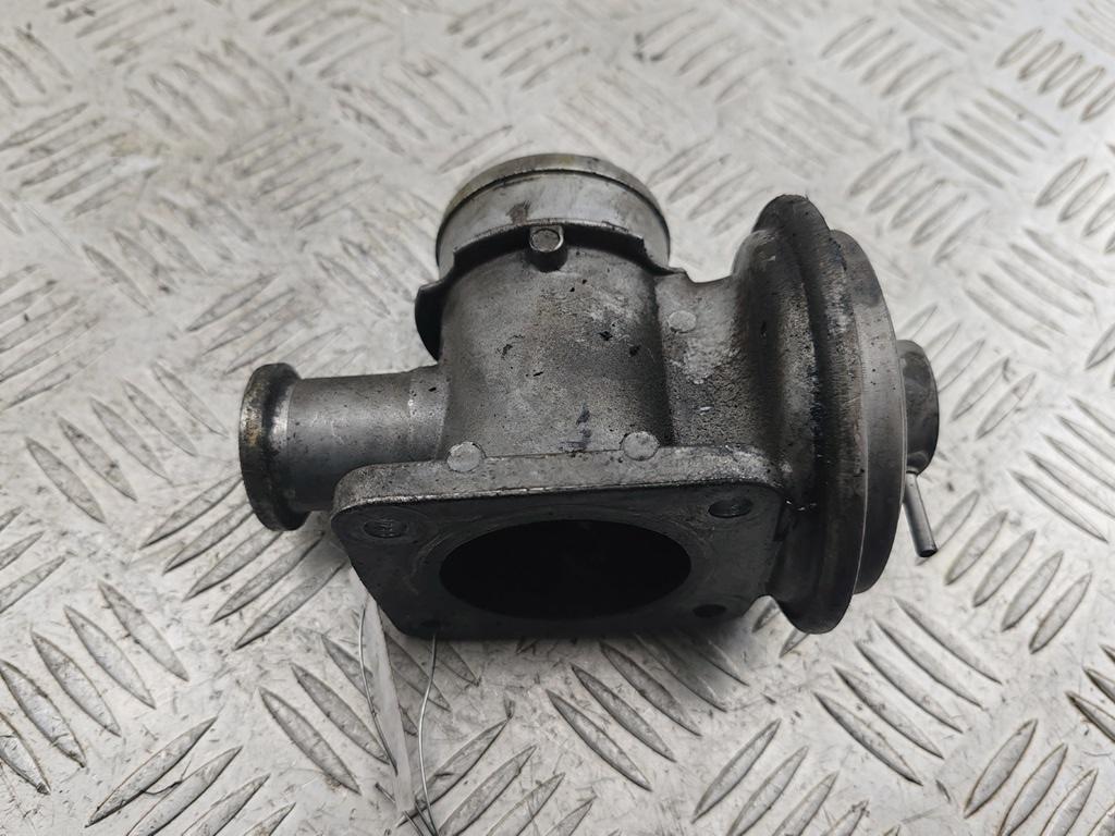 клапан EGR BMW 5 E39 1999, 3.0 л., дизель, АКПП, серый, универсал, 7785452