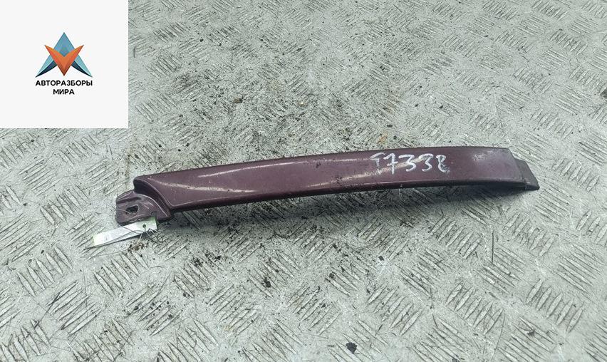 ресничка (ус) правой фары Audi A6 4A/C4 1996, 2.5 л., дизель, МКПП, красный, универсал, 4A0853208D - фото №1