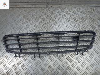 заглушка (решетка) в бампер Opel Astra H 2004, 1.6 л., бензин, МКПП, серый, хетчбэк 5 дв.