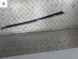 Молдинг стекла двери наружный Opel Vectra B [рестайлинг] 1999, 1.8 л., бензин, МКПП, красный, седан