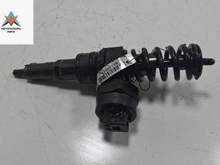 форсунка Volkswagen Golf 4 поколение 2000, 1.9 л., дизель, МКПП, синий, универсал, 038130073F