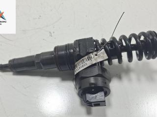 форсунка Volkswagen Golf 4 поколение 2000, 1.9 л., дизель, МКПП, синий, универсал, 038130073F