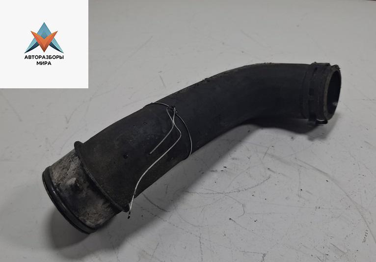 патрубок турбины Volkswagen Golf 4 поколение 2000, 1.9 л., дизель - фото №1