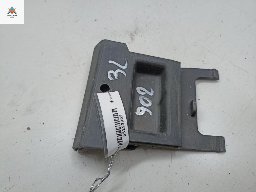 заглушка порога Opel Astra G 1999, 1.4 л., бензин, МКПП, серый, хетчбэк 5 дв., 90561497 - фото №1