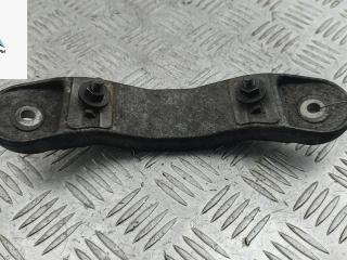 кронштейн КПП BMW 5 серия E39 [рестайлинг] 2003, 3.0 л., дизель, АКПП, чёрный, универсал, 1096107