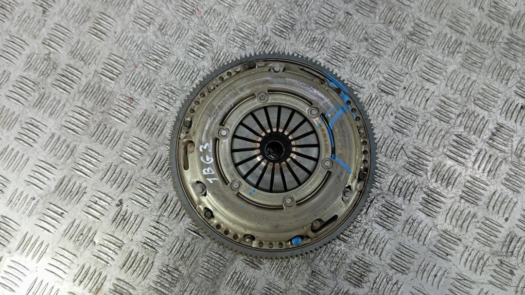 маховик Skoda Yeti 1 поколение 2012, 1.2 л., бензин, МКПП, внедорожник 5 дв. - фото №1