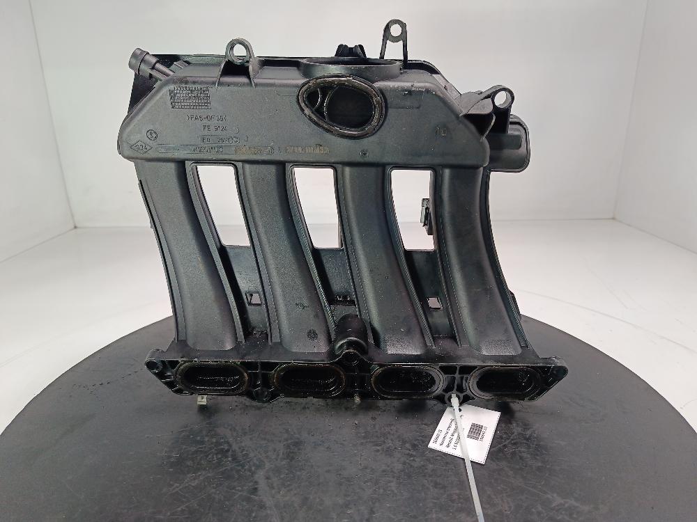 коллектор впускной Renault Megane 2 поколение 2002, цвет, 8200022251 - фото №1