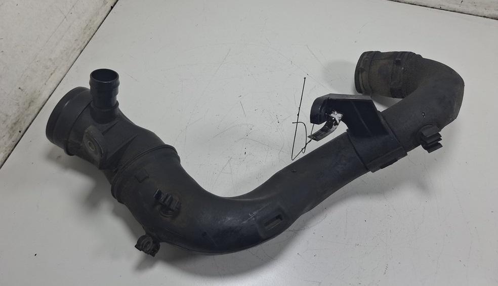 патрубок воздушного фильтра Volkswagen Golf-4 2000, 1.9 л., дизель, 1J0129654S