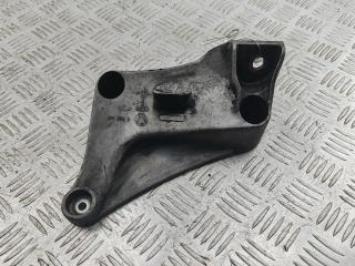 кронштейн двигателя BMW 5 E39 1999, 3.0 л., дизель, АКПП, серый, универсал, 6750441