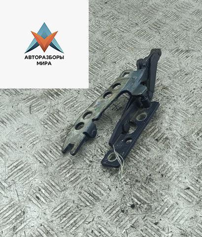 петля капота левая BMW 5 серия E39 1997, синий, седан - фото №1