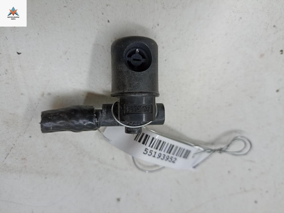 форсунка омывателя лобового стекла Opel Astra G 2002, 2.2 л., дизель, МКПП, серый, хетчбэк 5 дв., 401140137 - фото №1