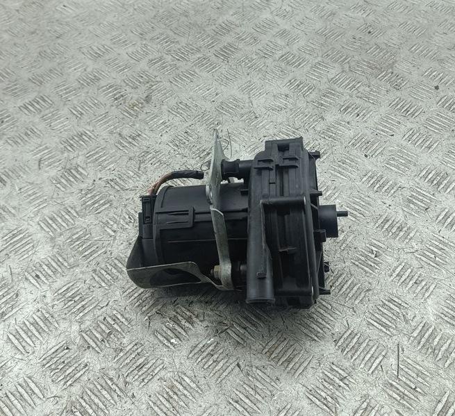 насос продувки катализатора BMW 3 E46 2004, 2.2 л., бензин, АКПП, серый, универсал, 1435364