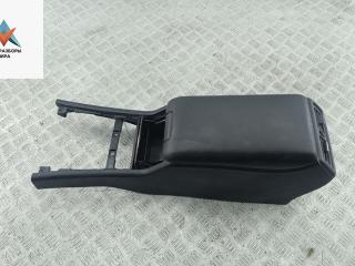 подлокотник Mercedes-Benz E-Класс W210/S210 [рестайлинг] 2002, 2.0 л., бензин, АКПП, чёрный, универсал