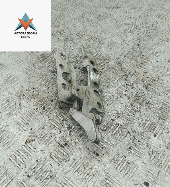 петля капота левая BMW 5 серия E39 1999, серый, седан - фото №1