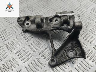 кронштейн генератора Ford Focus 2 поколение 2005, 1.6 л., дизель, МКПП, чёрный, универсал, 9653249480