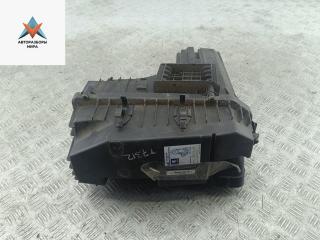 корпус воздушного фильтра Peugeot 407 1 поколение 2004, 2.2 л., бензин, МКПП, серый, седан, 9646767780