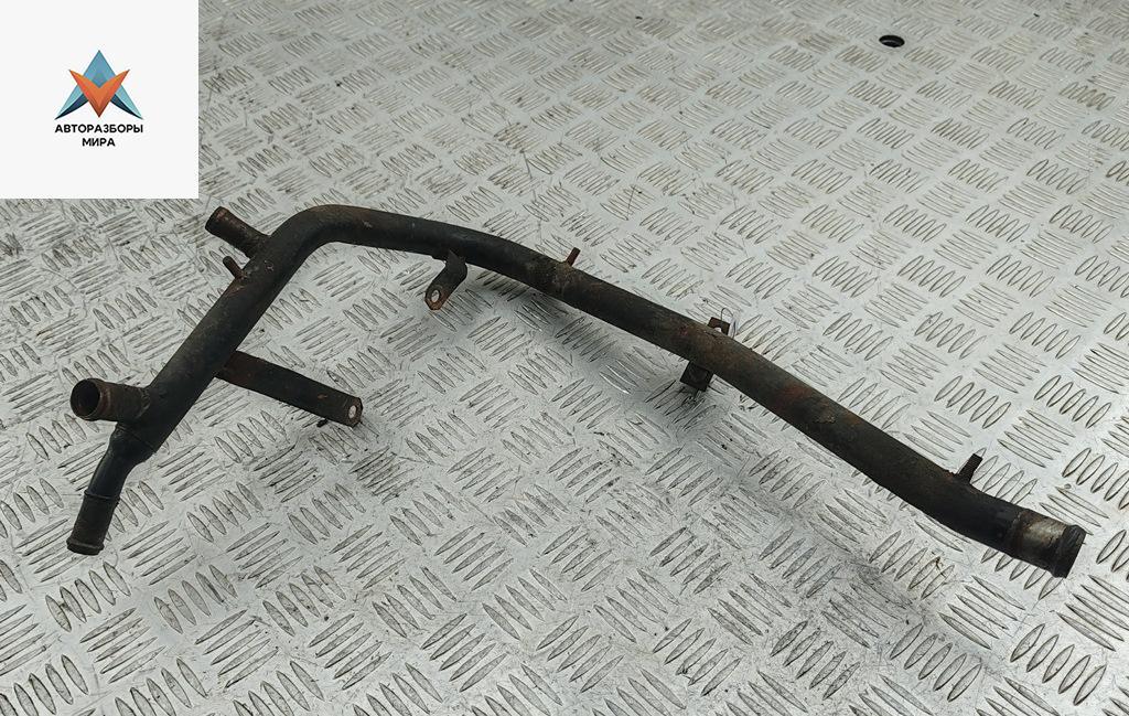 трубка охлаждающей жидкости Volkswagen Transporter T4 1995, 2.4 л., дизель, МКПП, 074121065J - фото №1